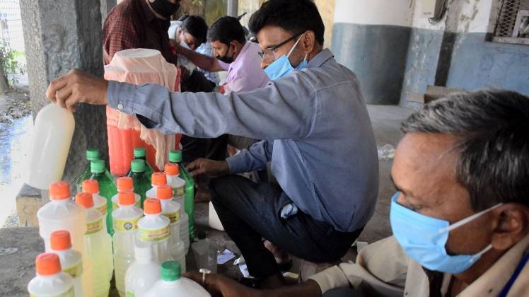 मास्क पहनना होगा अनिवार्य