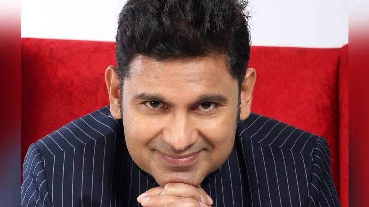 मनोज मुंतशिर