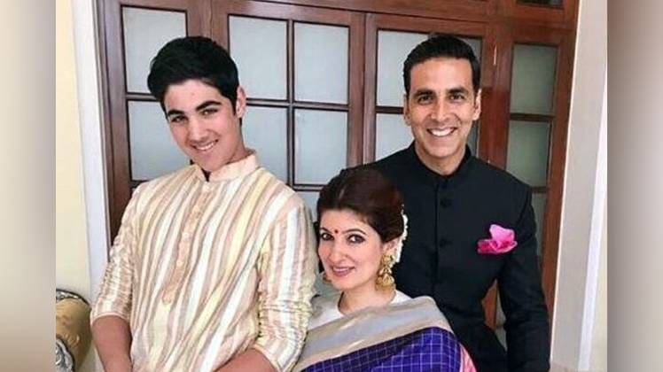 आरव-ट्विंकल-अक्षय