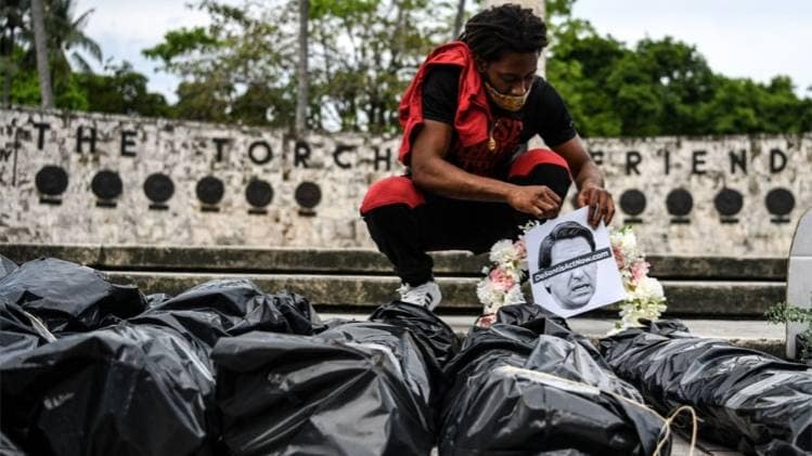 अमेरिका में कोरोना वायरस का कहर (AFP)