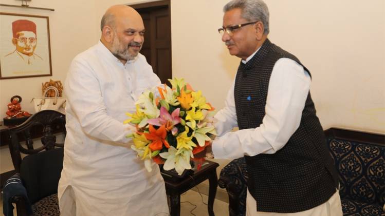 केंद्रीय गृहमंत्री अमित शाह और बीजेपी उपाध्यक्ष ओम माथुर