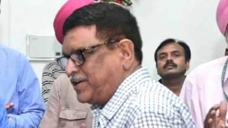 World Cup-winning former hockey goalkeeper Ashok Diwan (Twitter)