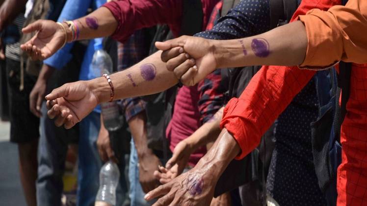 इंदौर में कोरोना के सबसे ज्यादा 3064 मरीज हैं (फाइल फोटो-PTI)