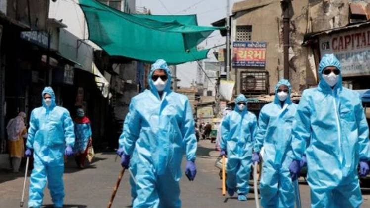 गुजरात मेें बढ़ रहे हैं कोरोना के मामले (फाइल फोटो)