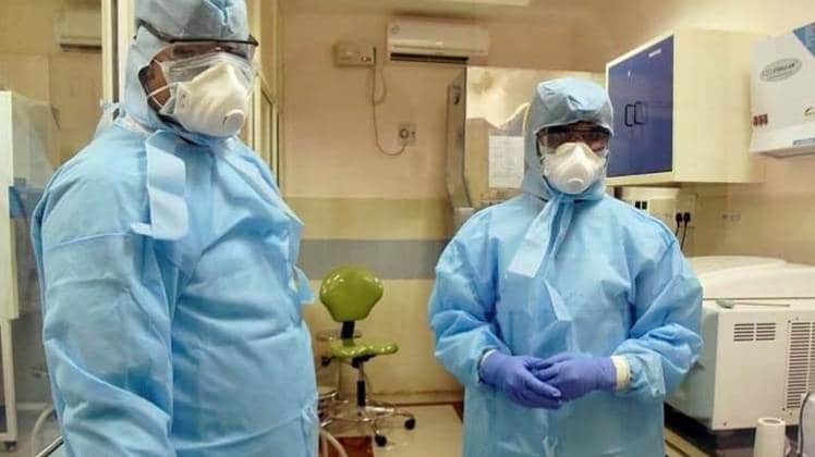 दिल्ली में कोरोना के बढ़ते मामले (फाइल फोटो)