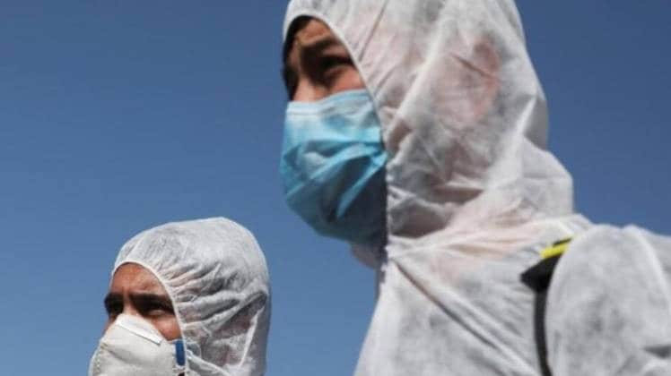 राजस्थान में कोरोना पॉजिटिव (प्रतीकात्मक फोटो- Reuters)