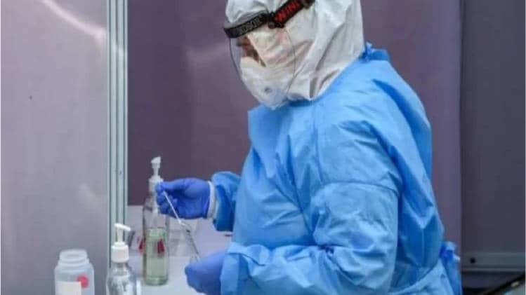 दिल्ली में लगातार बढ़ रहे हैं कोरोना वायरस संक्रमण के केस (तस्वीर-PTI)