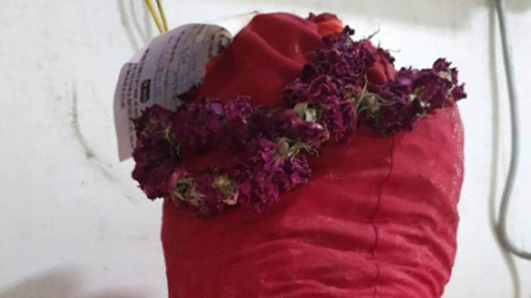 निगमबोध घाट के सभी लॉकर्स फुल, परिजन नहीं ले जा रहे अस्थि कलश (फोटो- संजय) 