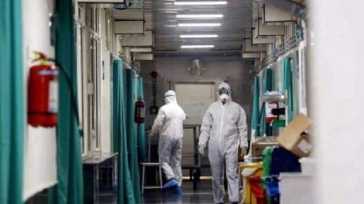 दिल्ली में प्राइवेट होटलों में होगा कोविड-19 का इलाज (सांकेतिक तस्वीर-PTI)