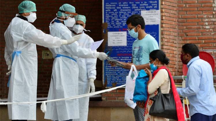 दिल्ली में बढ़ रहे हैं कोरोना के केस (PTI)