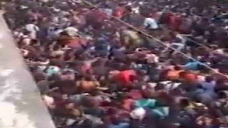 सोशल मीडिया यूजर्स