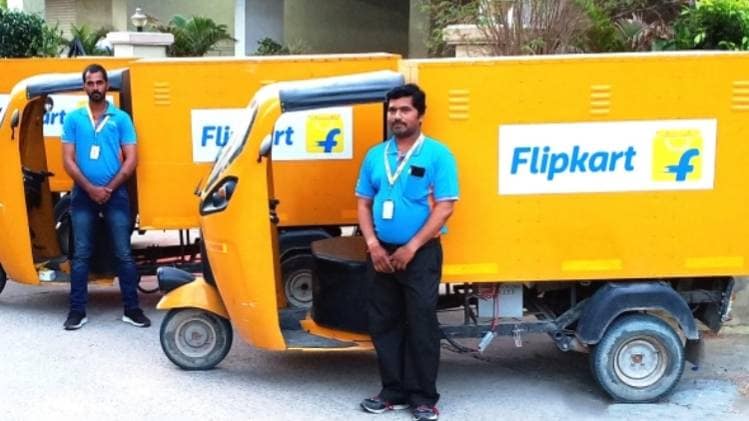 फ्लिपकार्ट जैसी ई-कॉमर्स कंपनियों ने गैर जरूरी सामान की आपूर्ति शुरू की 