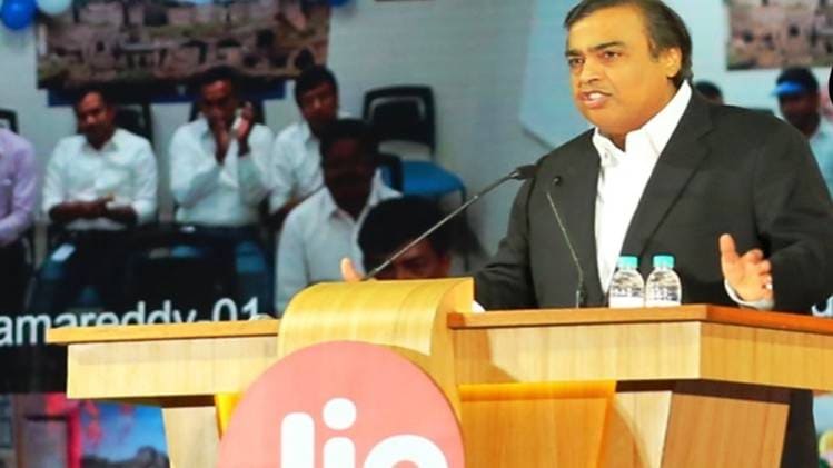 जियो में माइक्रोसॉफ्ट के निवेश की चर्चा 