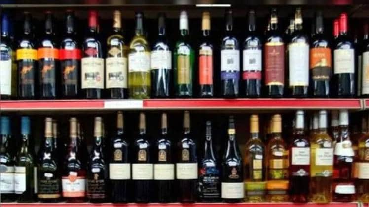 सोनीपत मे चल रहा शराब तस्करों का रैकेट (प्रतीकात्मक तस्वीर)