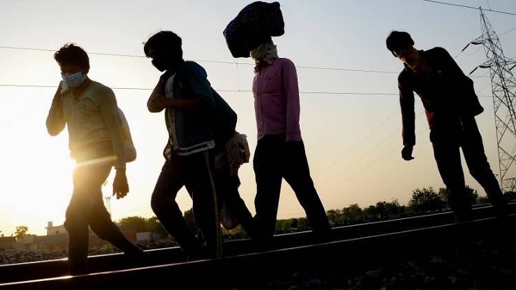 लाखों मजदूर लॉकडाउन की वजह से फंसे हुए हैं (फोटो- पीटीआई)