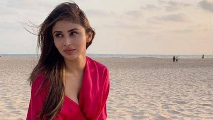 मौनी रॉय