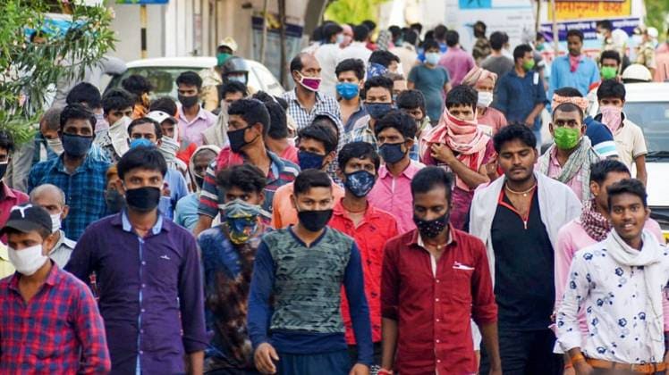 मजदूरों का पलायन (Photo- PTI)