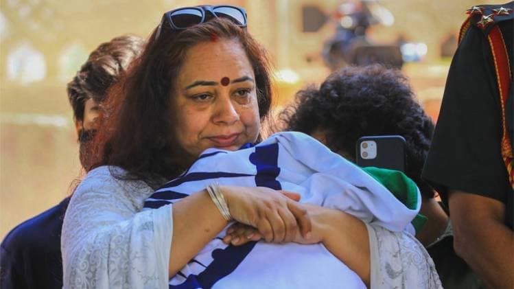 शहीद कर्नल आशुतोष शर्मा की पत्नी पल्लवी शर्मा (पीटीआई)