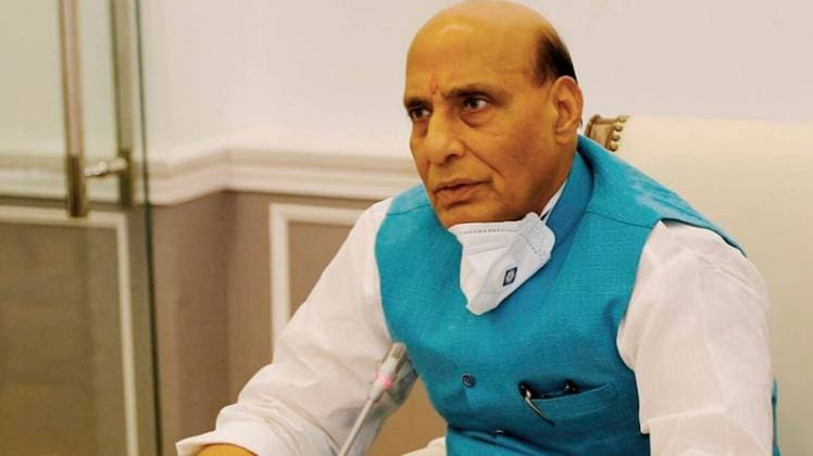 वीडियो कॉन्फ्रेंसिंग से मानसरोवर रोड का उद्घाटन करते राजनाथ सिंह (PTI)