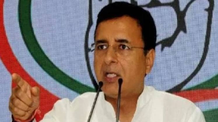 कांग्रेस प्रवक्ता रणदीप सिंह सुरजेवाला