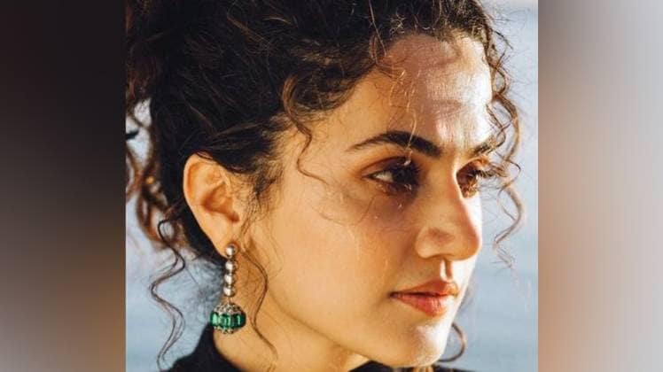 तापसी पन्नू