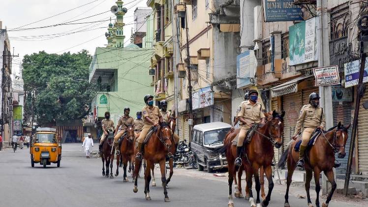 तीसरे लॉकडाउन में कहां रहेगी पाबंदी (फोटो-पीटीआई)