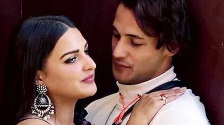 हिमांशी-आसिम