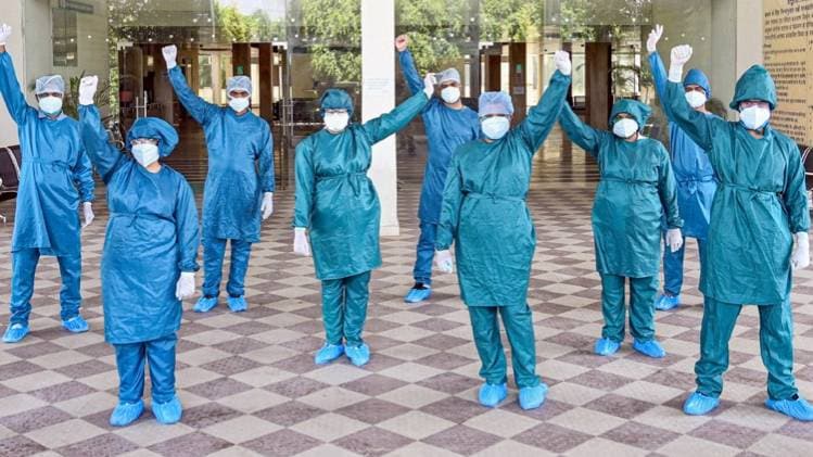 कोरोना वॉरियर्स (Photo- PTI)