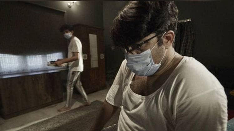 फिल्म कोरोना वायरस का एक सीन सोर्स ट्विटर