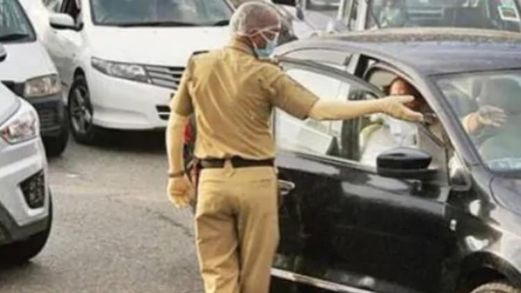 रेल और फ्लाइट टिकट वालों को अलग से पास की जरूरत नहीं (फाइल फोटो)