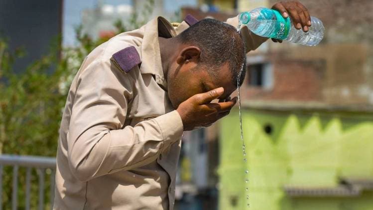 Weather Forecast Live Updates Heat Wave Delhi Recorded Maximum Temperature (IMD Alert, मौसम का हाल)