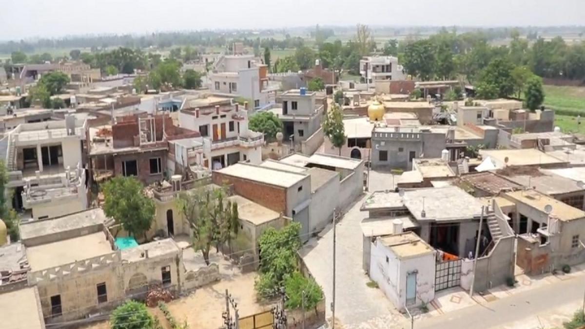 भद्दलवड़ गांव