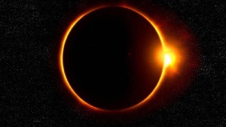 21 जून को लगने वाला सूर्य ग्रहण 26 दिसंबर 2019 को लगे सूर्य ग्रहण जैसा ही लंबा होगा.