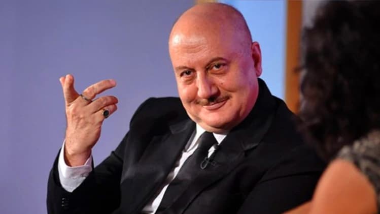 अनुपम खेर