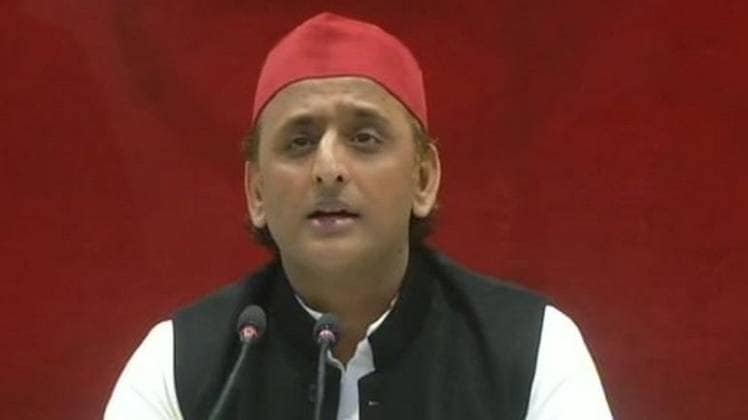 यूपी के पूर्व सीएम अखिलेश यादव