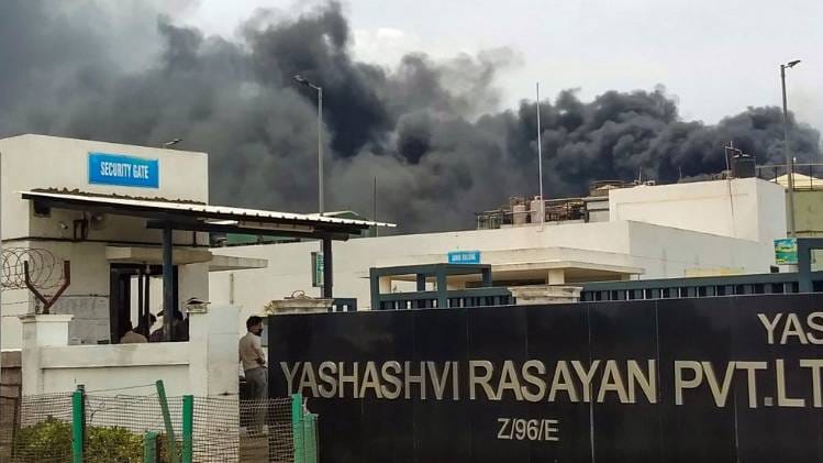 आग पर काबू पा लिया गया है (PTI फोटो)