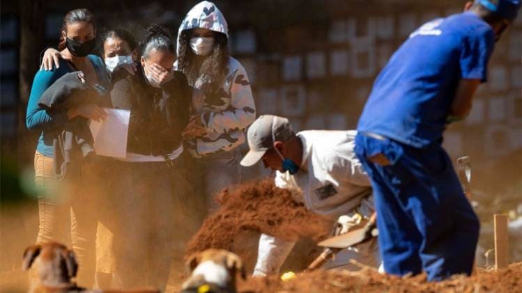 ब्राजील में कोरोना ने बनाई पकड़ (PTI)