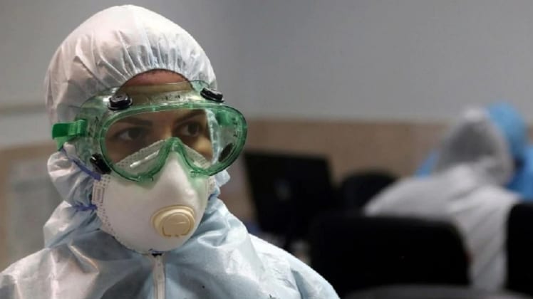 देशभर में तेजी से बढ़ रहे हैं कोरोना संक्रमण के केस (तस्वीर-PTI)