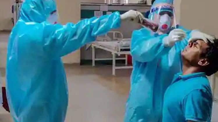 मुंबई और दिल्ली में जारी है कोरोना का कहर (फाइल फोटो)