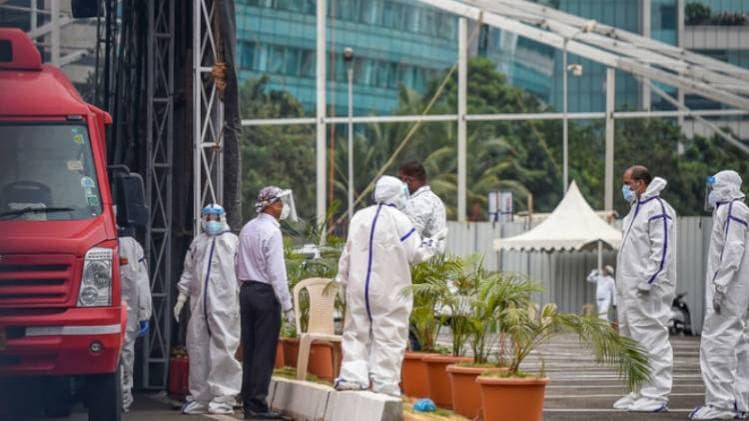 कोरोना मरीजों को नवनिर्मित इमारत में किया गया शिफ्ट (फोटो- PTI)