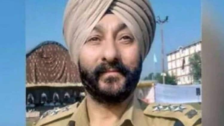 निलंबित डीएसपी देवेंद्र सिंह (फाइल फोटो- PTI)