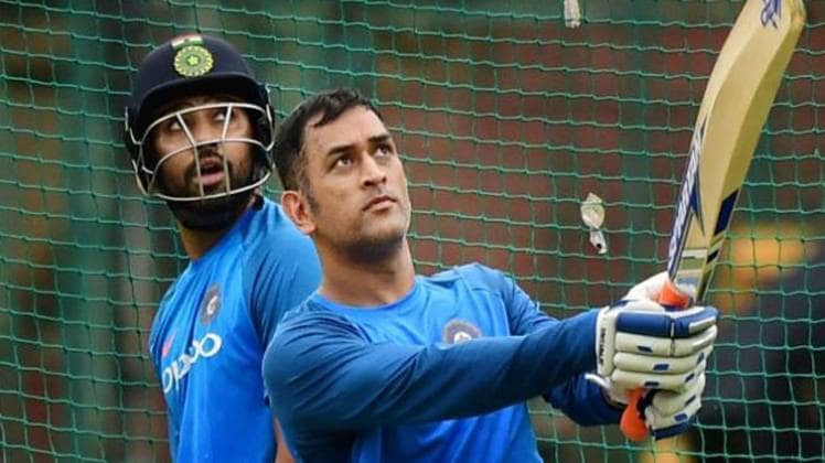  Former India captain Mahendra Singh Dhoni ( PTI File photo)