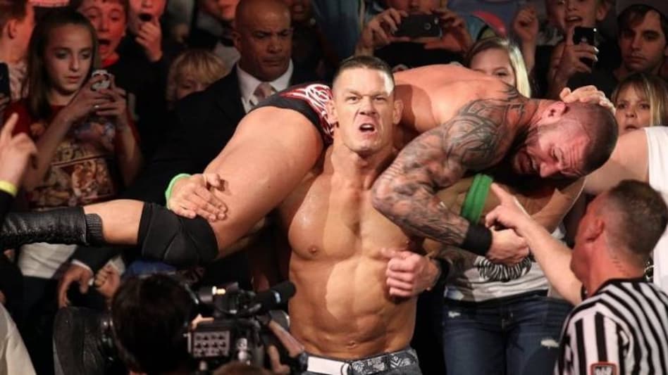 Ww hot sale wwe fighting