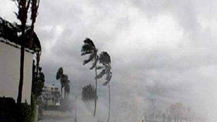 Weather Forecast Today Southwest Monsoon hits Kerala IMD Heavy Rain Alert