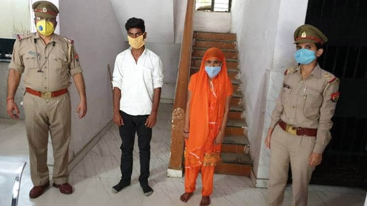 पुलिस ने आरोपी प्रेमी-प्रेमिका को गिरफ्तार कर लिया है (फोटो- तनसीम)