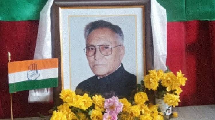 पूर्व केंद्रीय मंत्री पी. नामग्याल 