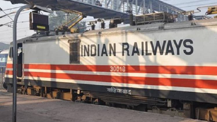 प्रति शेयर 80 रुपये से अधिक का नुकसान