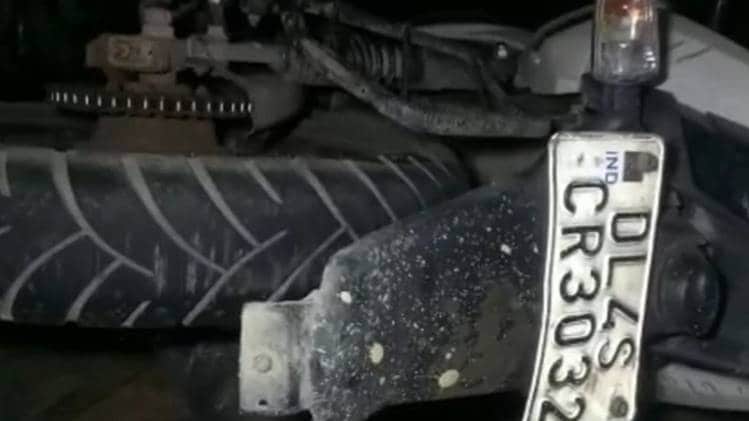 हादसे में दो युवक की मौके पर मौत (Photo- Aajtak)