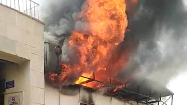 रोहिणी कोर्ट में लगी आग