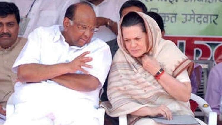शरद पवार और सोनिया गांधी (फाइल फोटो)